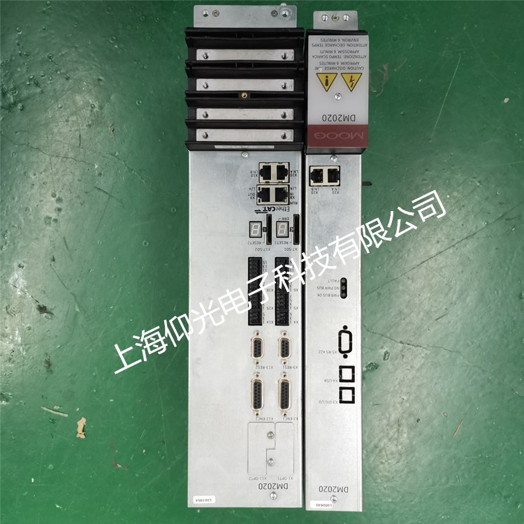 ¸moogŷSŷ(q)S  M(fi)zy