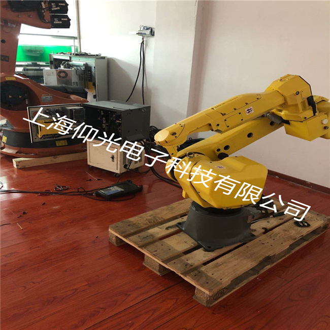 史陶比爾Staubli工業(yè)機(jī)械手開(kāi)啟電源而工控機(jī)沒(méi)有反應(yīng)