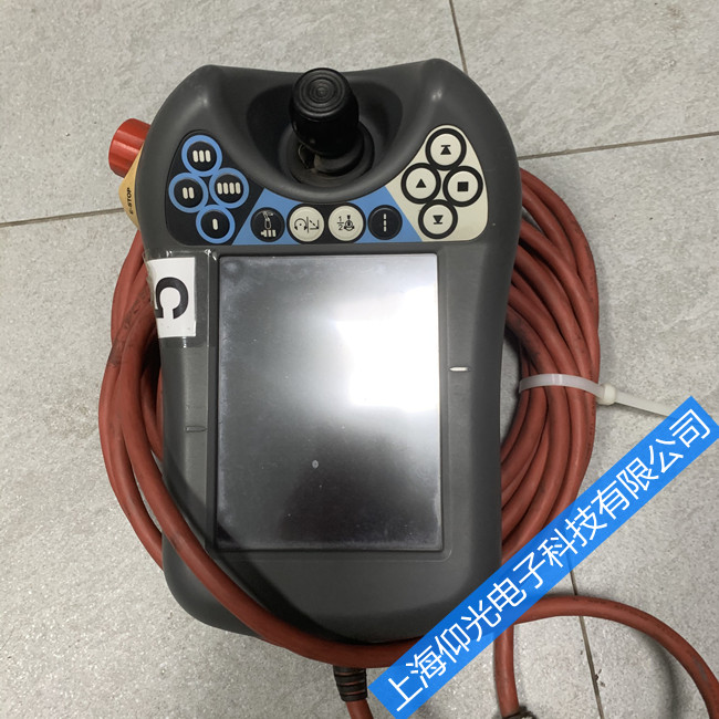 ABB機(jī)器人示教器DSQC679 3HAC028357-001點(diǎn)擊沒反應(yīng)維修