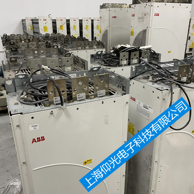 紡織ABB變頻器維修ACS800-07-1540-3報(bào)警顯示FF8B維修