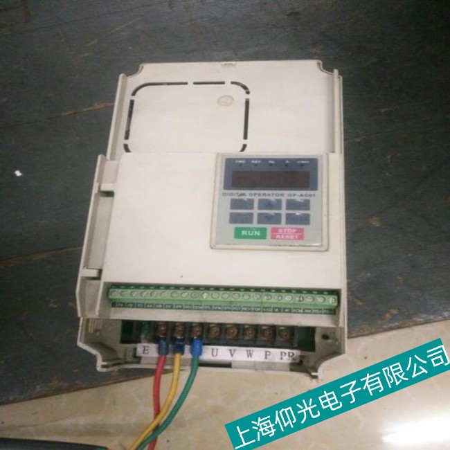 四川海利普HLPA0D7543B變頻器上電跳閘故障維修