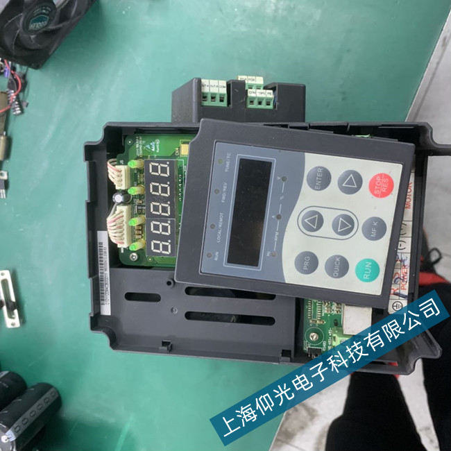 �R��MD300ϵ��׃�l��F0��F1���ϴ��a�S�޵�ַ