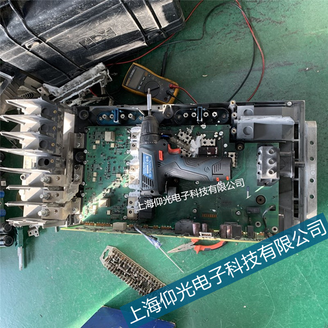 西門(mén)子s120變頻器報(bào)警F0040代碼案例分析