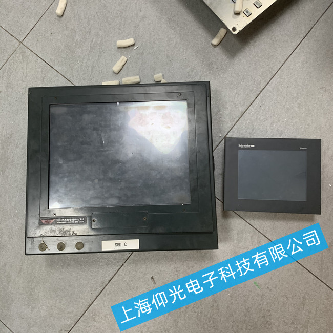 施耐德觸摸屏維修 HMIGXU5512觸摸無(wú)反應(yīng)當(dāng)天好