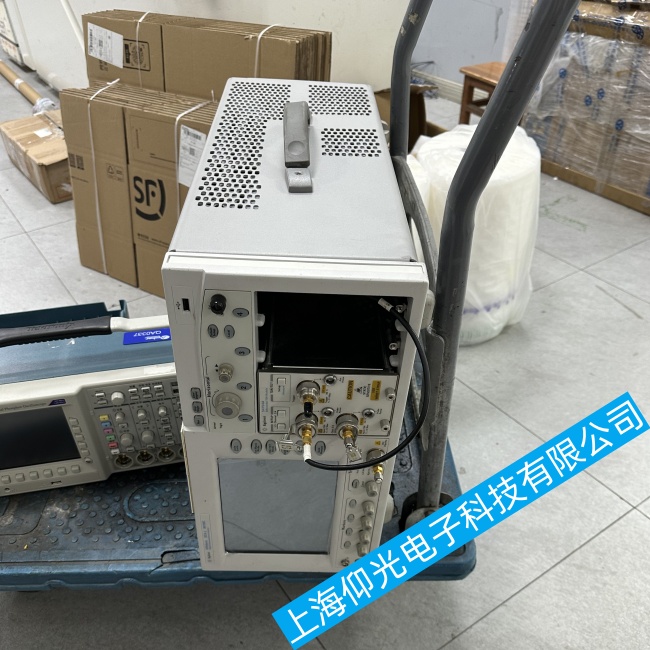 安捷倫86100C光示波器開機黑屏故障維修教程