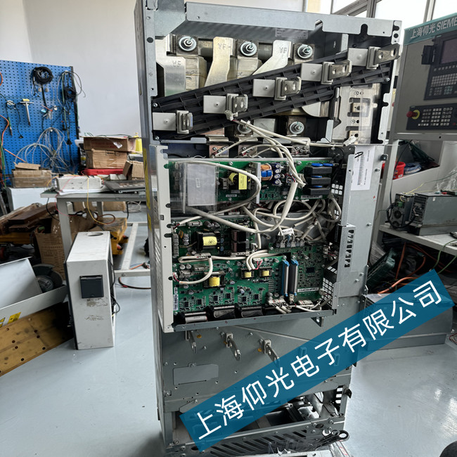 威海ABB型號(hào)880變頻器報(bào)A3A1直流過(guò)壓故障維修辦法維修需要多少錢