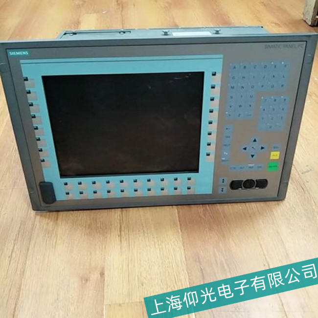鋼鐵廠西門子工控機(jī)PC 677因進(jìn)水而導(dǎo)致黑屏故障維修有質(zhì)保-技術(shù)雄厚