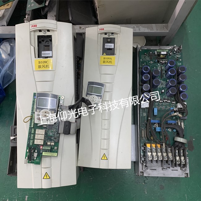 懷化ABB變頻器出現(xiàn)OSF故障代碼過電壓現(xiàn)場維修多少錢變頻器故障維修辦法