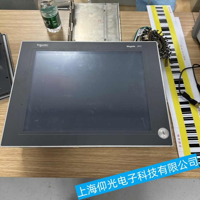 廣東施耐德觸摸屏XBTF034610無法進(jìn)入正常的使用界面故障維修干貨分享