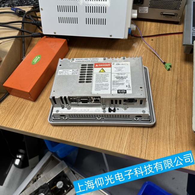 惠州AB羅克韋爾觸摸屏2711P-B6C20A上電燒保險故障維修經(jīng)驗(yàn)分享