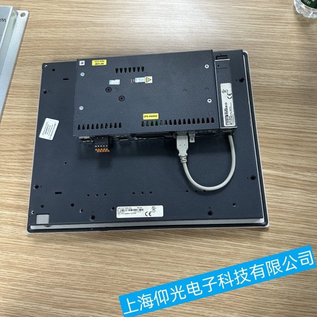 淮安貝加萊觸摸屏4PP045.0571-062出現(xiàn)有背光但無字符故障維修推薦廠家