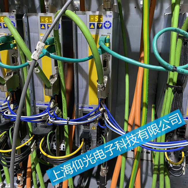 專業(yè)維修科爾摩根伺服驅(qū)動器-Servostar600系列報(bào)警F22維修
